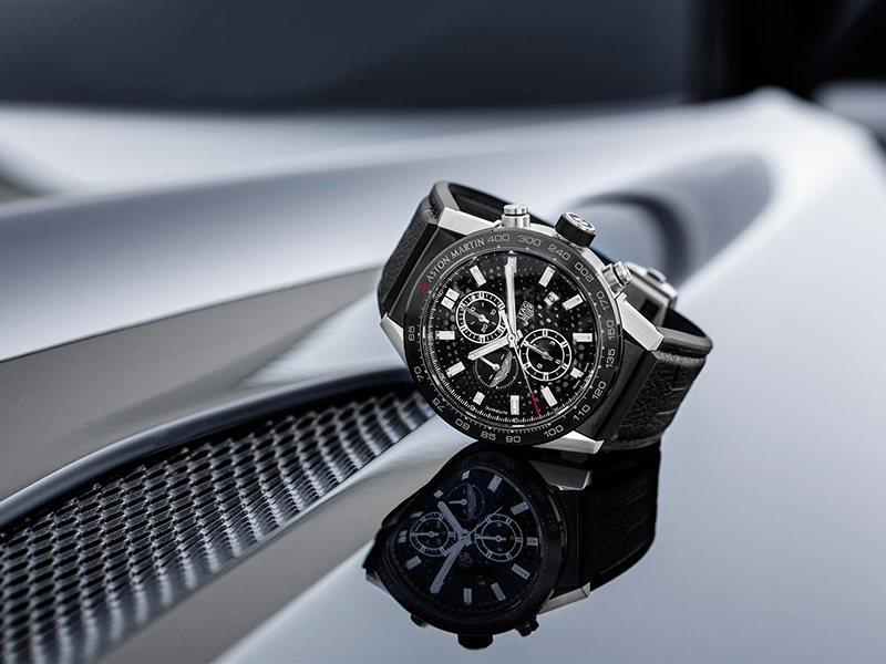 TAG Heuer Carrera Calibre Heuer 01 Aston Martin Special Edition - تحفة فنيّة فاخرة تنطلق في العالم